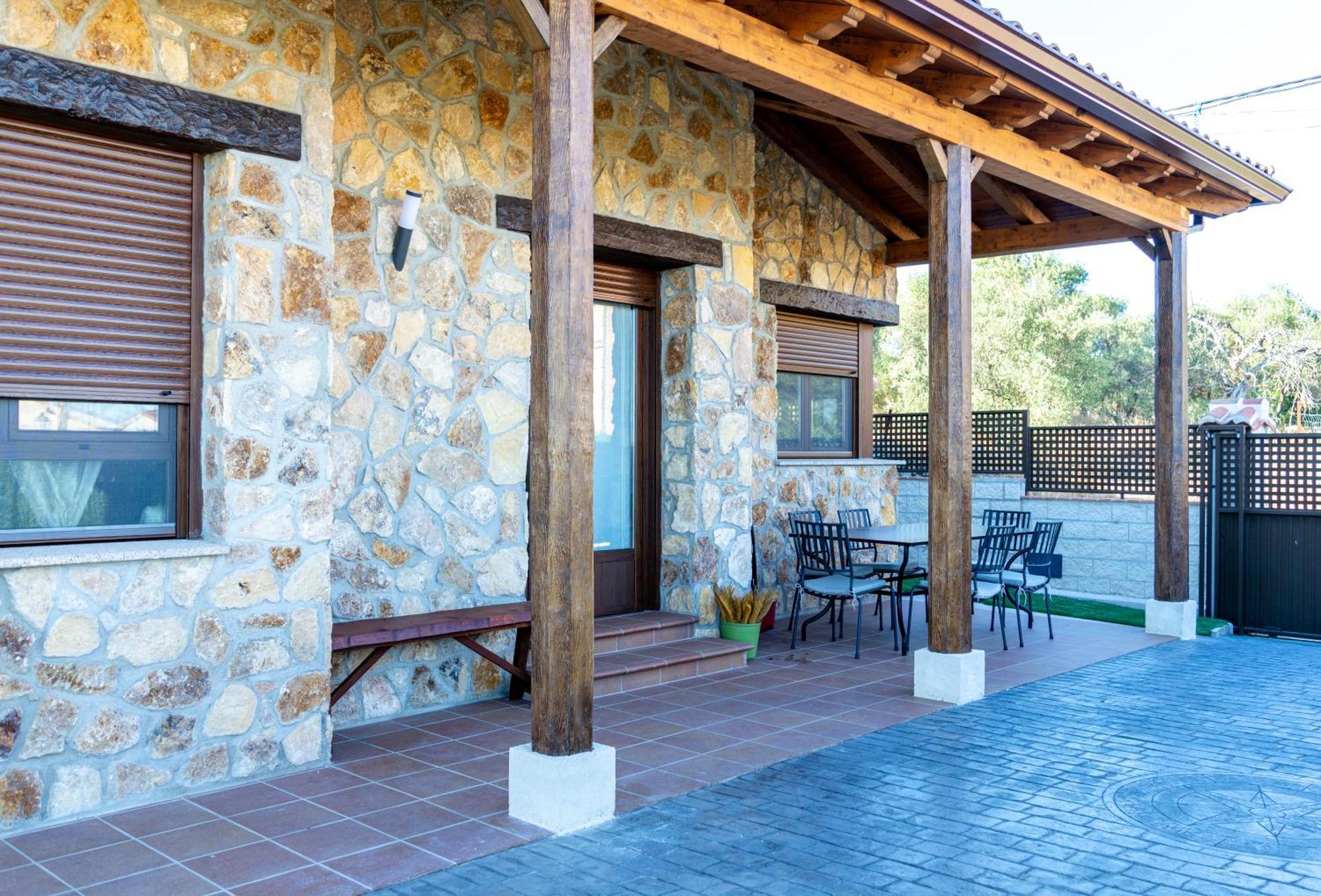 Casa Rural Madre Maravillas Navalcan Eksteriør billede